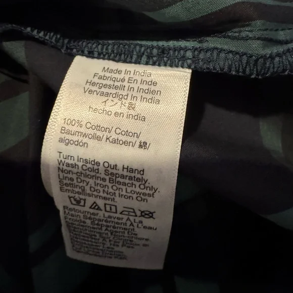 NWT J. Crew Women’s Fresco Top with Jewel Buttons Black Watch Tartan Holiday - Picture 7 of 10